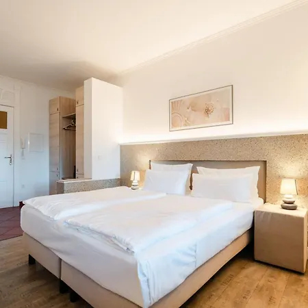 アパート Dora App 02